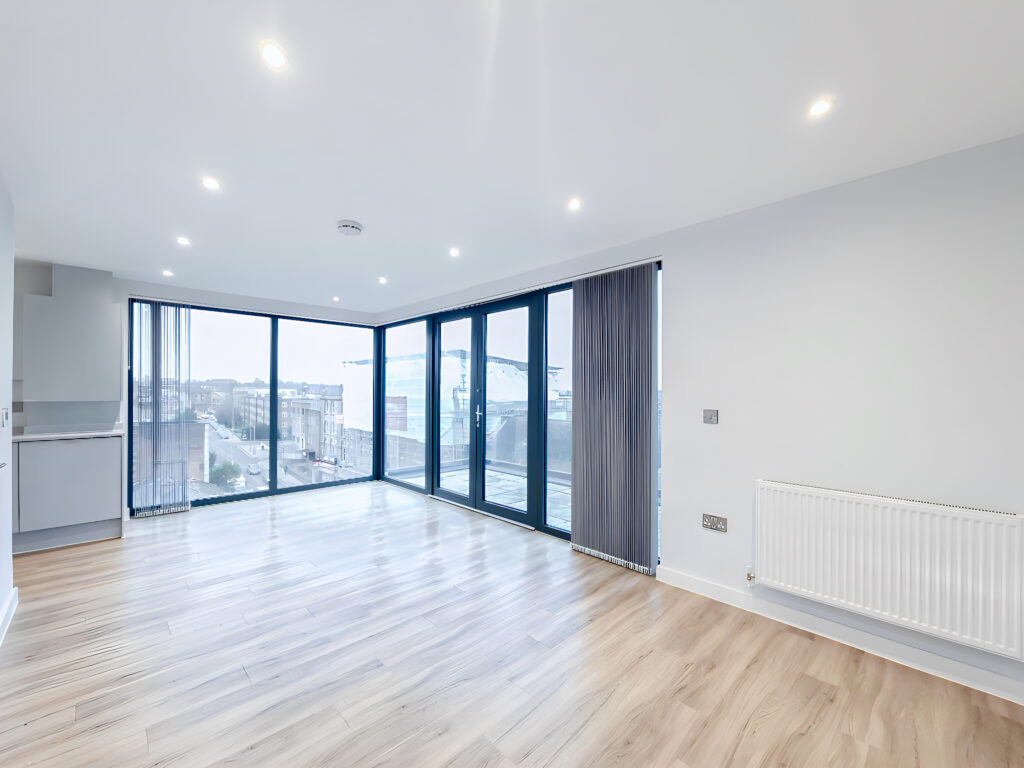 Stunning Modern Three-Bedroom Duplex Penthouse – Foster Street, Hendon NW4