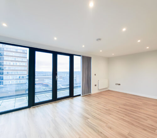 Stunning Modern Three-Bedroom Duplex Penthouse – Foster Street, Hendon NW4