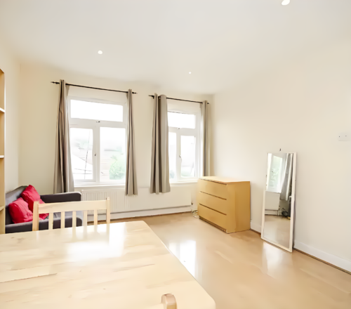 Two Bedroom Flat for Rent –  Finchley Road NW11