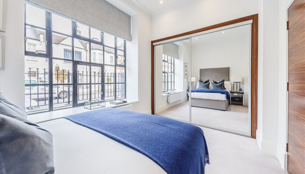 Luxurious Riverside Apartment in Historic Palace Wharf Development, Palace Wharf, W6 9UF