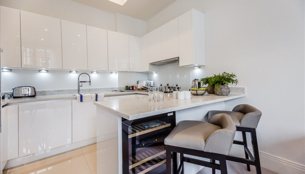 Luxurious Riverside Apartment in Historic Palace Wharf Development, Palace Wharf, W6 9UF