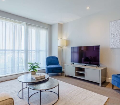 Stylish Riverside Living at Circus Apartments – Canary Wharf E14 8RW