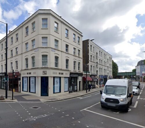 Spacious 2 Bed, 2 Bath Penthouse with Private Terrace – Fulham High Road, SW6