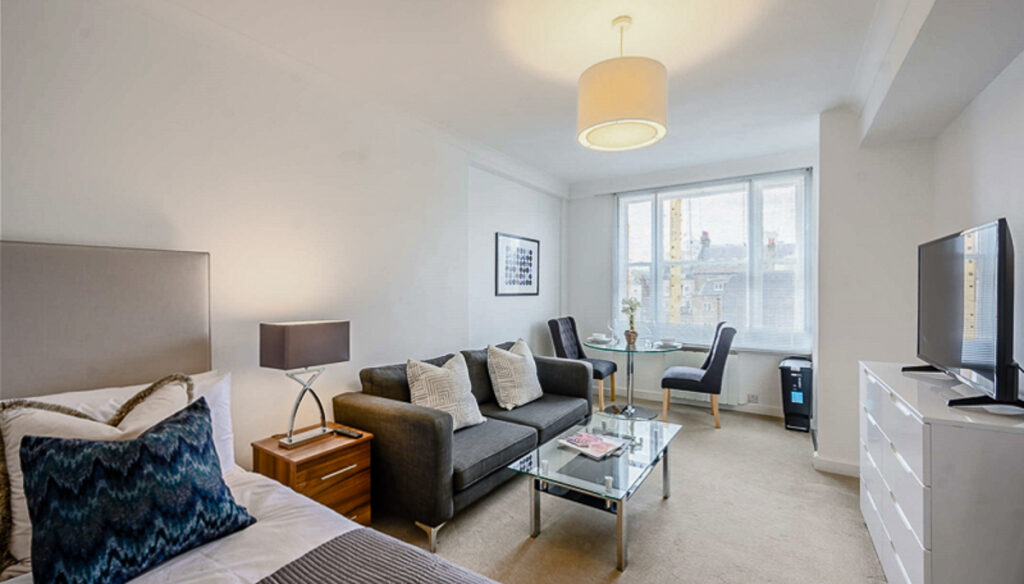 Sixth Floor Large Studio Apartment in Mayfair, London, W1J 5NA