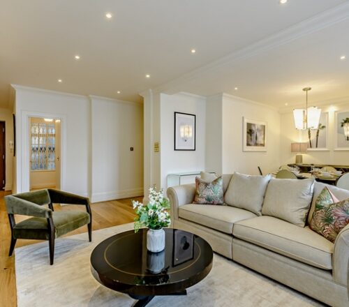 Luxurious 3-Bedroom Apartment with Stunning Regent’s Park Views – St John’s Wood NW8