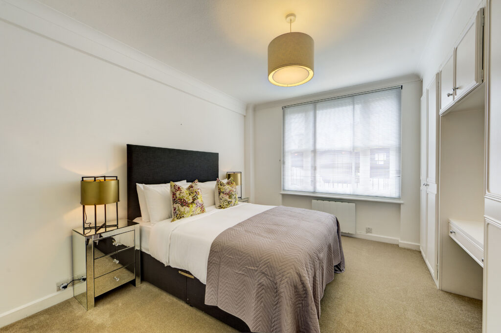 Two Bedroom Luxury Apartment – Hill Street, Mayfair, W1J 5NA