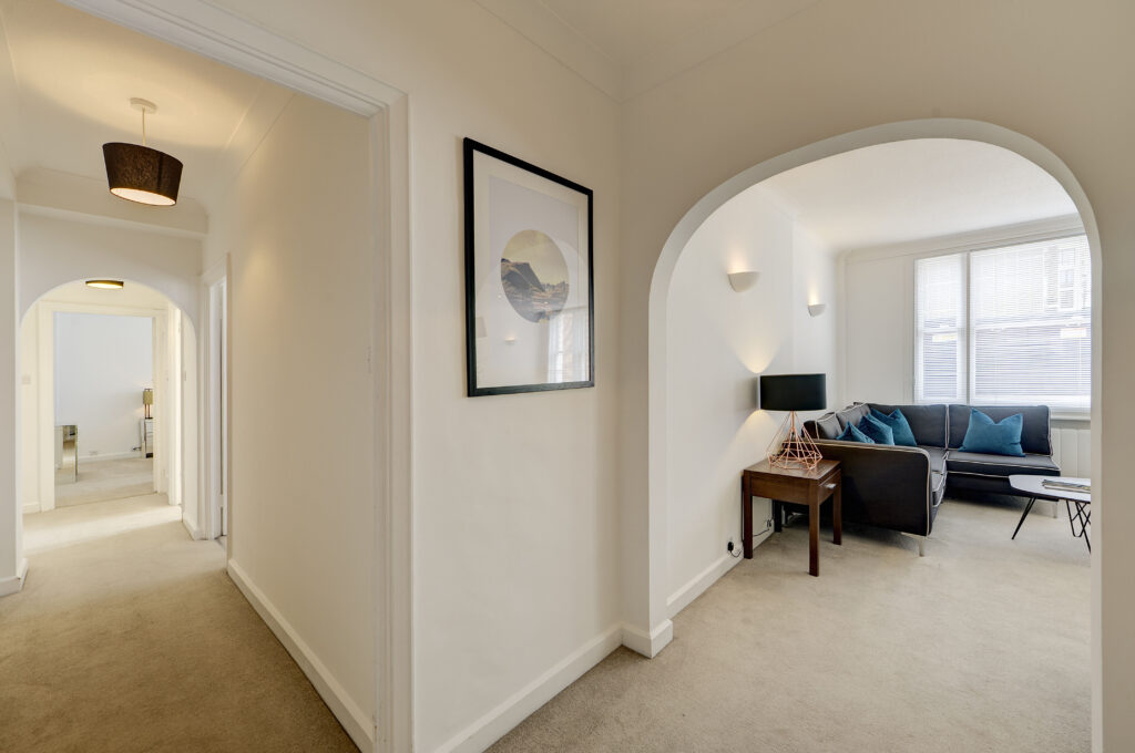 Two Bedroom Luxury Apartment – Hill Street, Mayfair, W1J 5NA