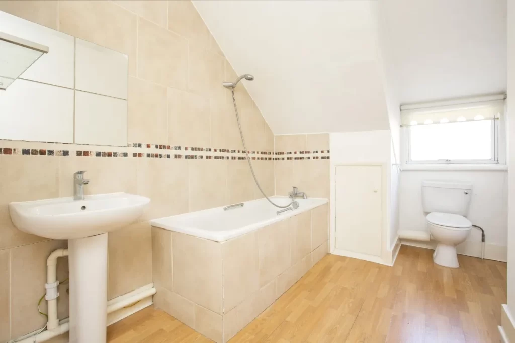 Top Floor One Bed Flat – Church Crescent, Muswell Hill N10 3NE