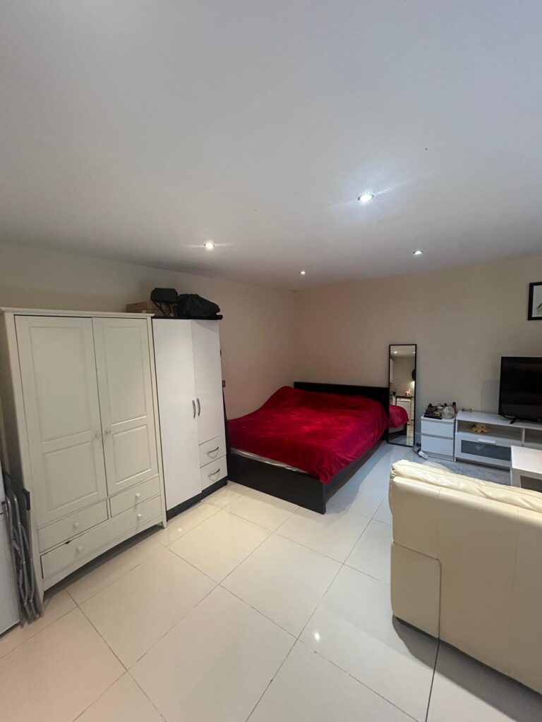 Detached Studio Apartment Inclusive of all Bills – Wise Lane NW7