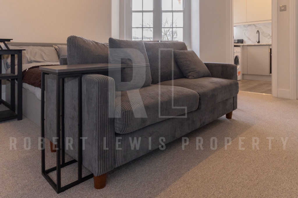 Newly Refurbished Studio Apartment – Abbey Road NW8 9BY