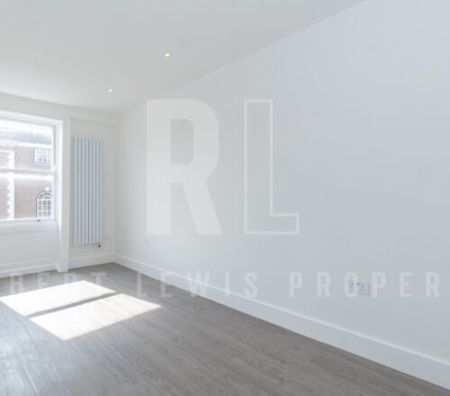 Elegant One-Bedroom Apartment on Doughty Street, Bloomsbury WC1N 2AA