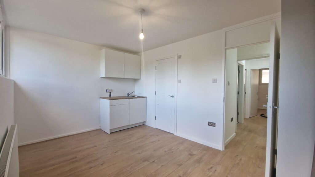 Studio Apartment – All bills included – Highview Gds, Arnos Grove N11 1SQ