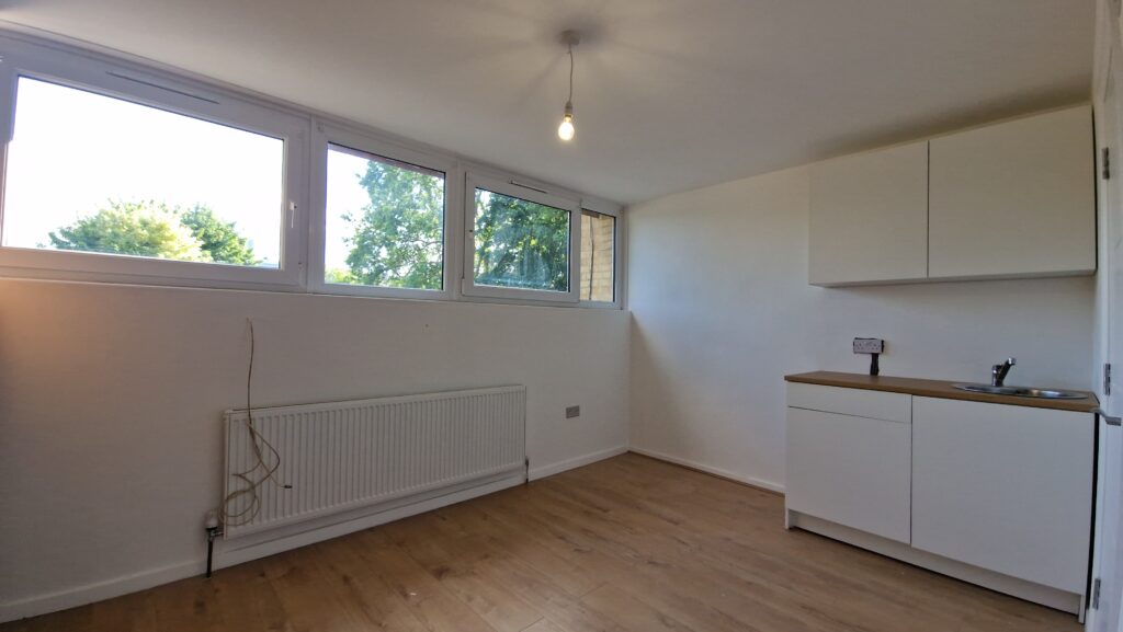 Studio Apartment – All bills included – Highview Gds, Arnos Grove N11 1SQ
