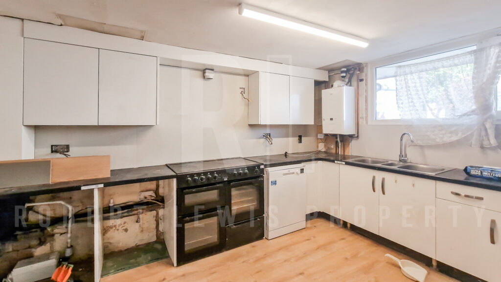 Studio Apartment – All bills included – Highview Gds, Arnos Grove N11 1SQ