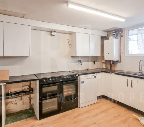Studio Apartment – All bills included – Highview Gds, Arnos Grove N11 1SQ