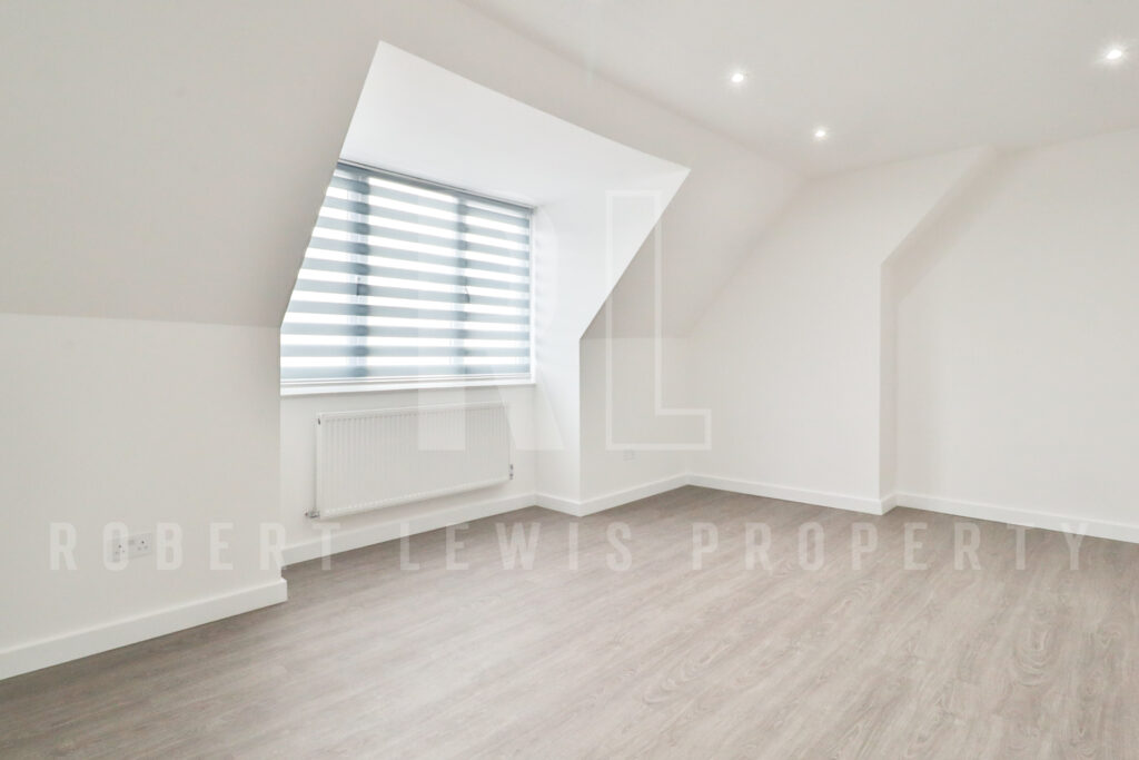 NEWLY REFURBISHED 2 DOUBLE BEDROOM FLAT – WATLING AVENUE HA8 0LR